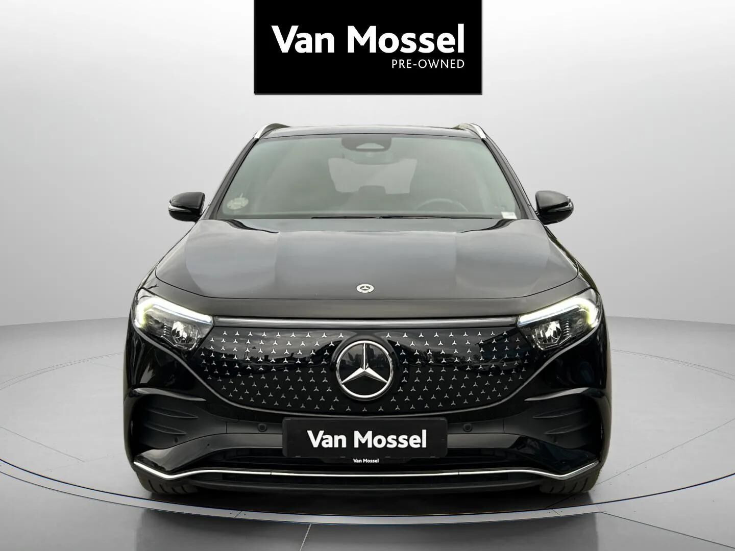 Sort Mercedes EQA250+ fra 2024