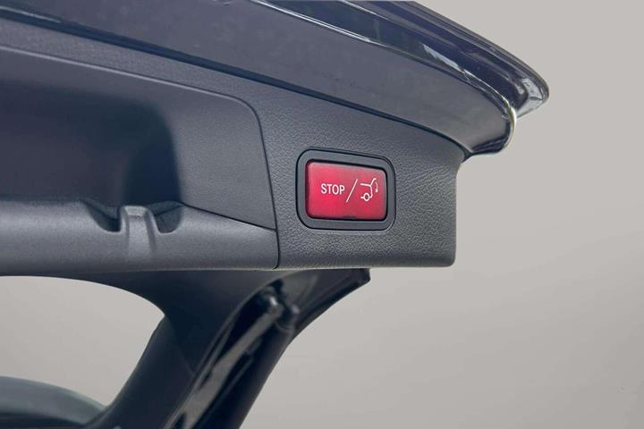 Sort Mercedes EQA250+ fra 2024