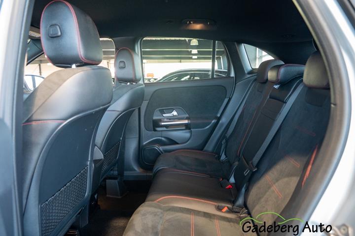 Sølv Mercedes GLA250 e fra 2020