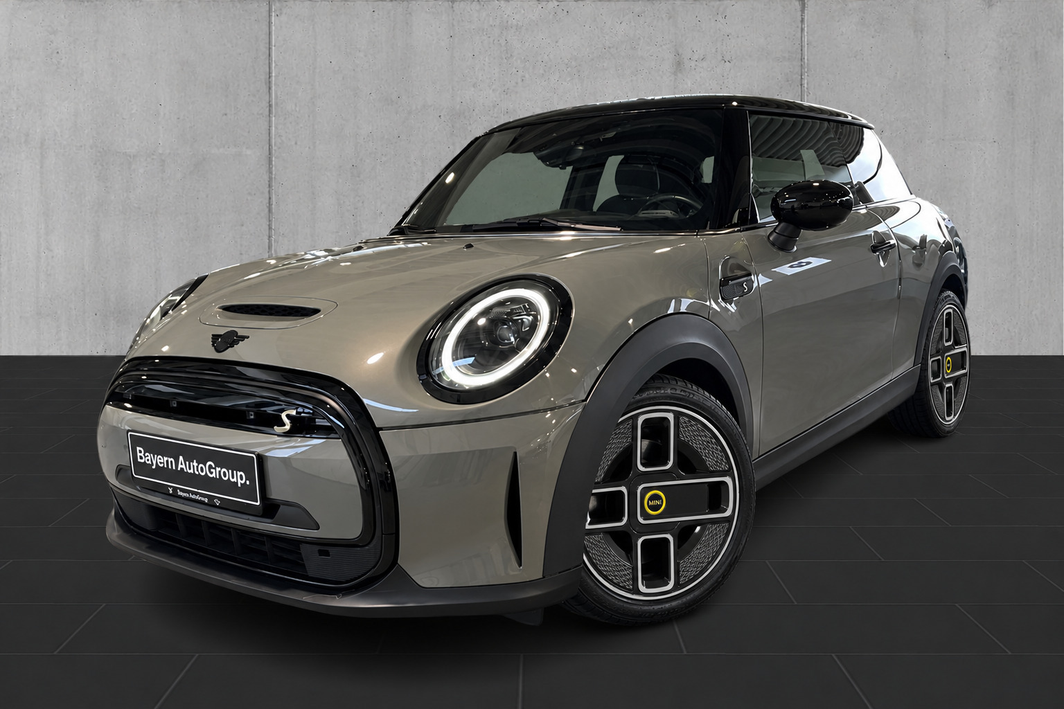 Grå Mini Cooper SE fra 2021
