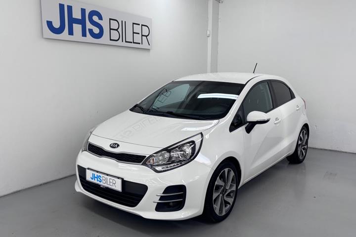 Hvid Kia Rio fra 2015