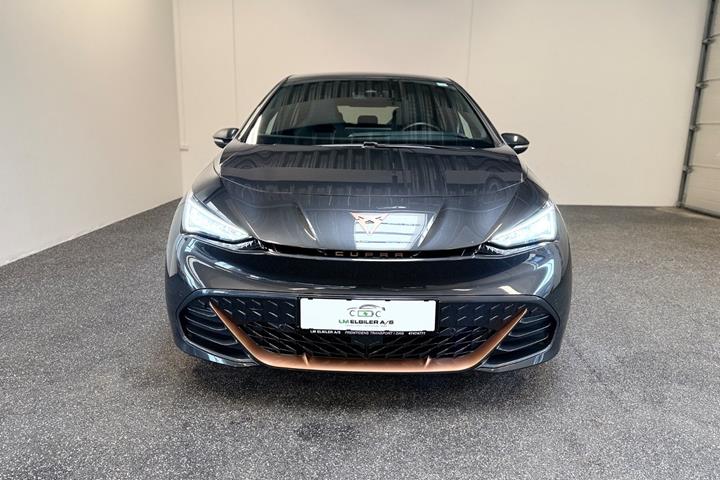 Grå Cupra Born fra 2023