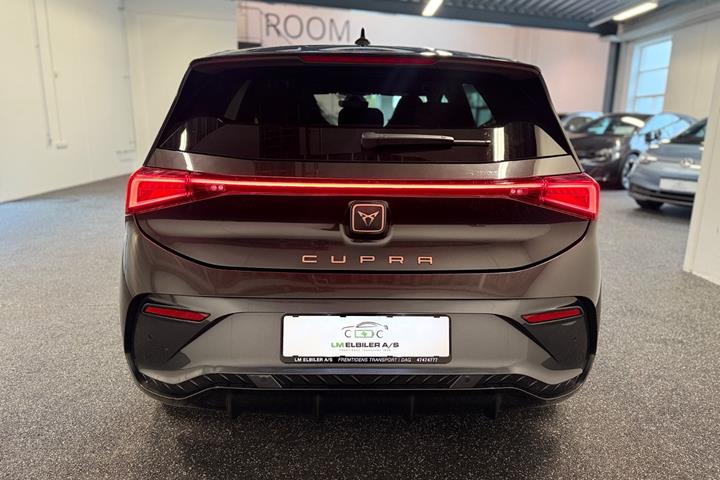 Grå Cupra Born fra 2023