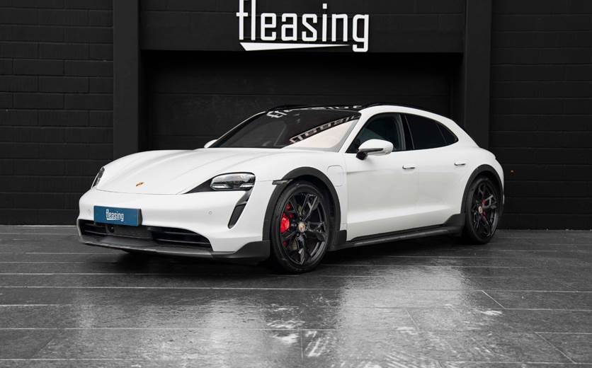 Porsche Taycan 4S Performance+ Cross Turismo