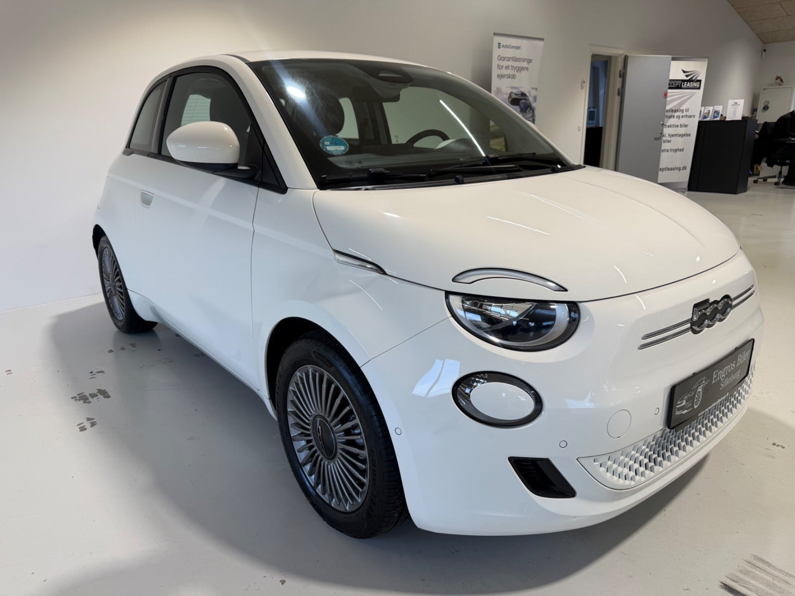 Fiat 500e 42 Icon