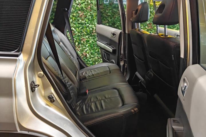 undefined Nissan X-Trail fra 2008