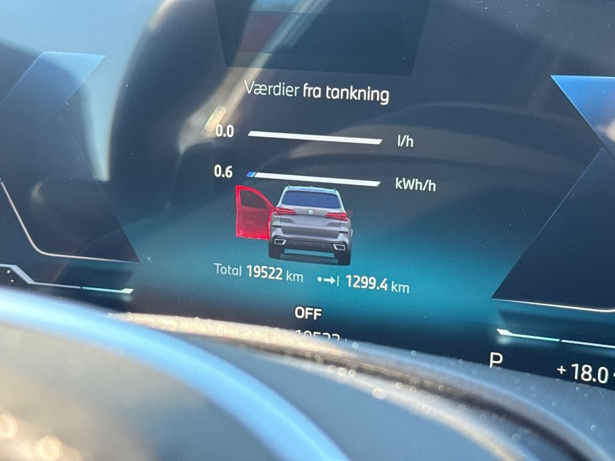 Grå BMW X5 fra 2024