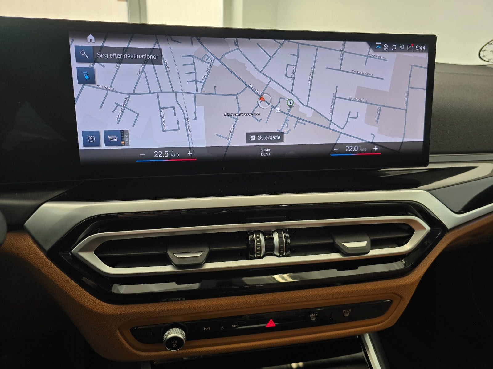 Hvid BMW i4 fra 2023