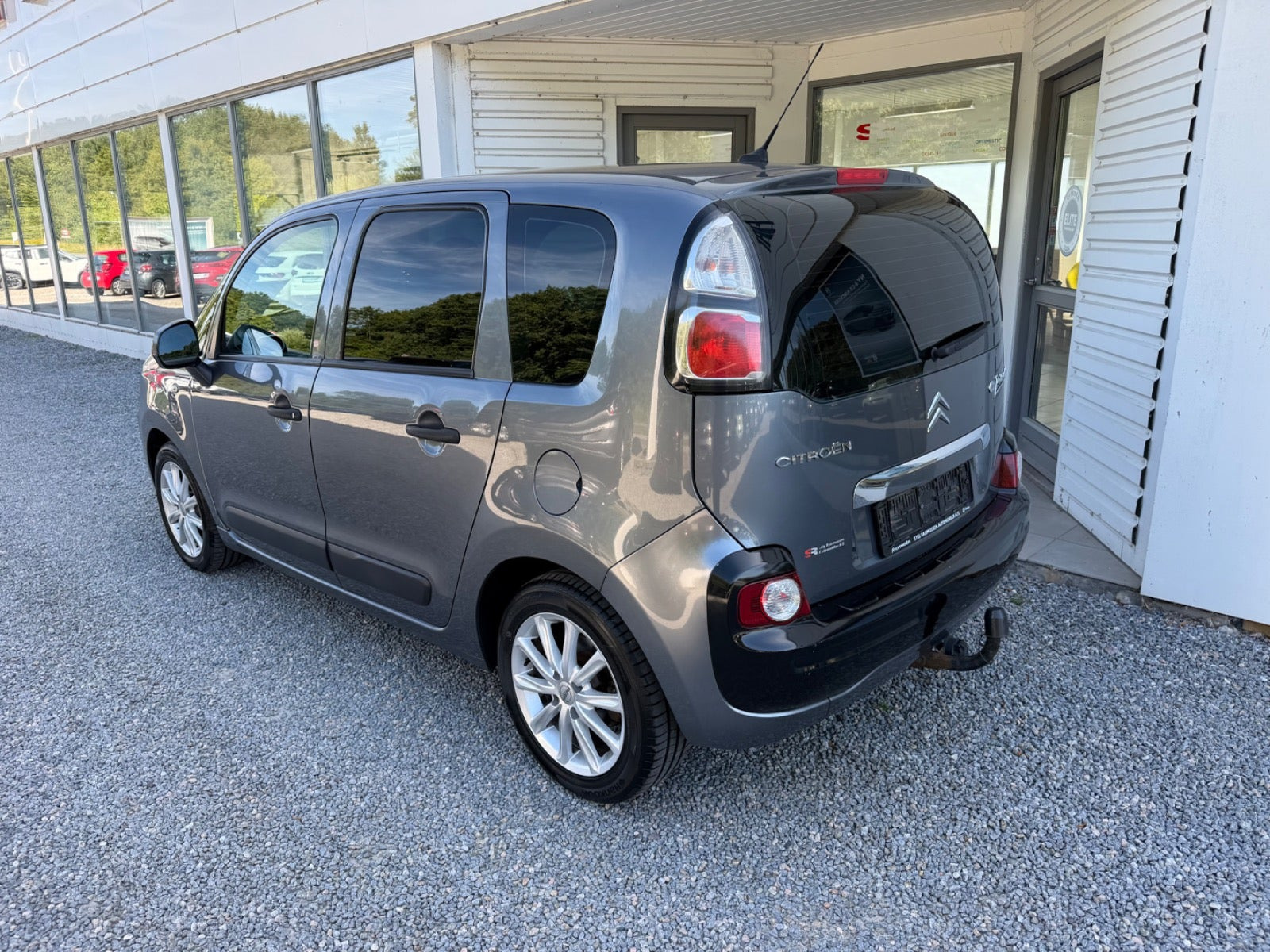 Grå Citroën C3 Picasso fra 2011