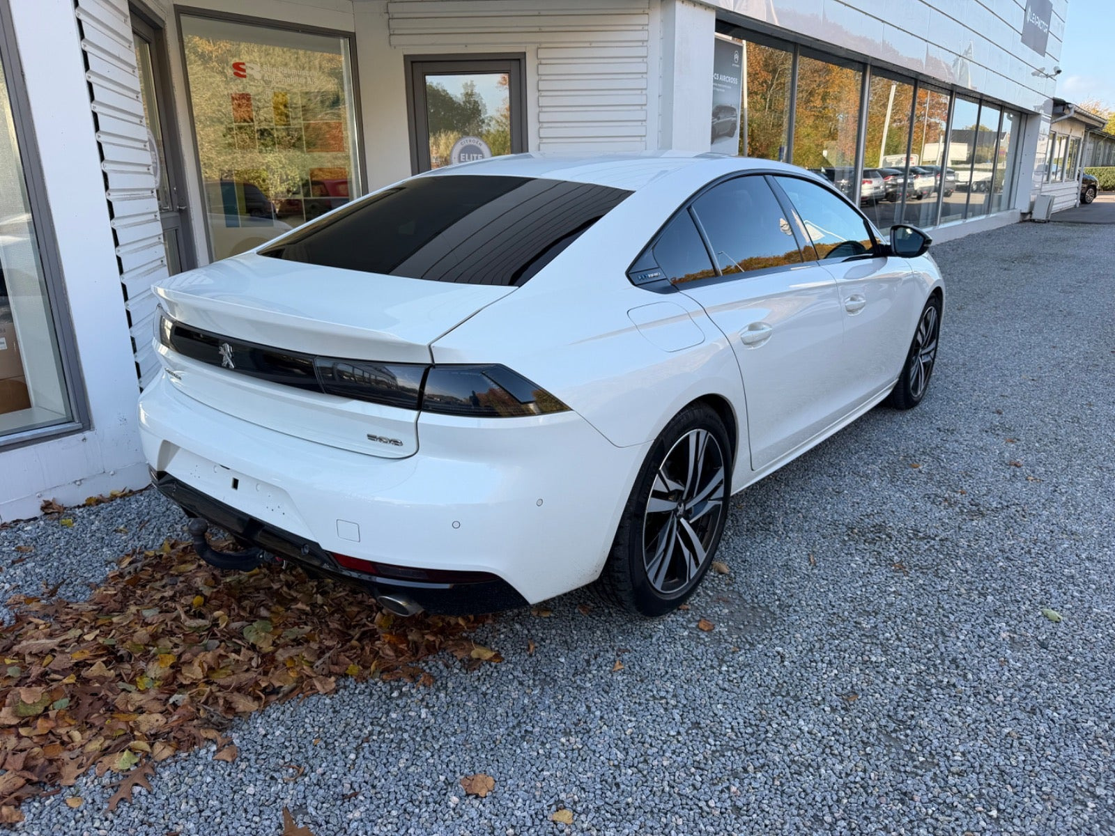 Hvid Peugeot 508 fra 2020
