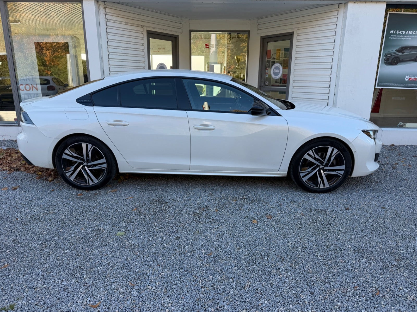 Hvid Peugeot 508 fra 2020