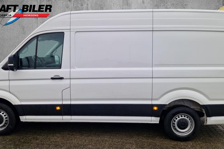 Hvid VW Crafter 35 fra 2023