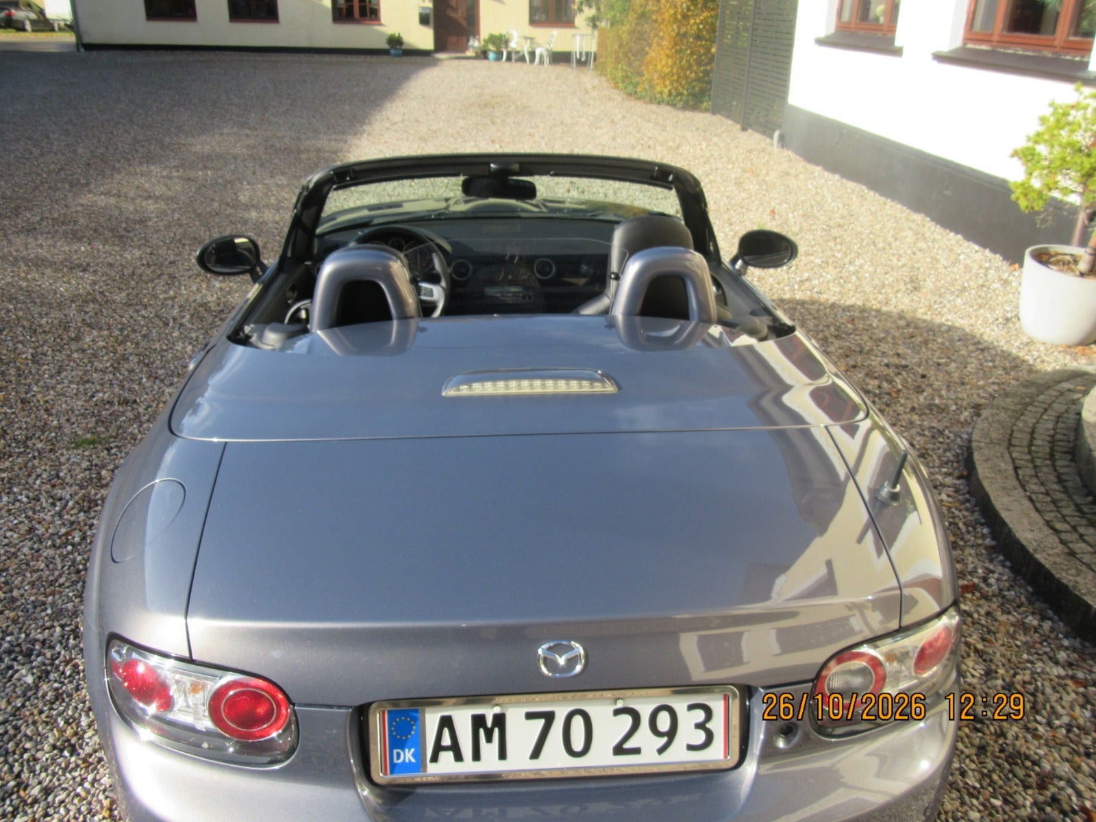 Grå Mazda MX-5 fra 2007