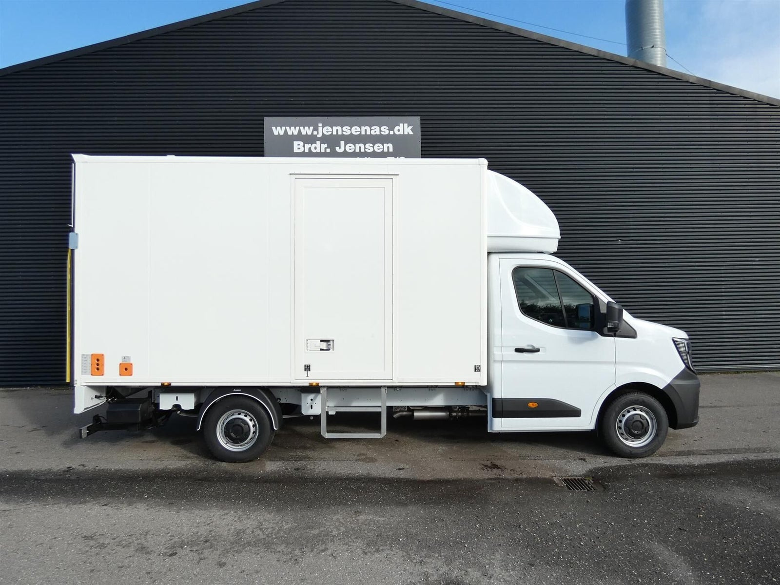 Hvid Renault Master V T35 fra 2026