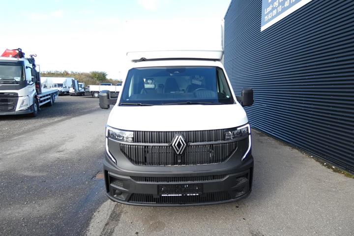 Hvid Renault Master V T35 fra 2026