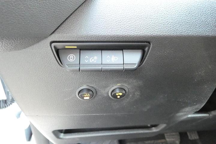 Hvid Renault Master V T35 fra 2026