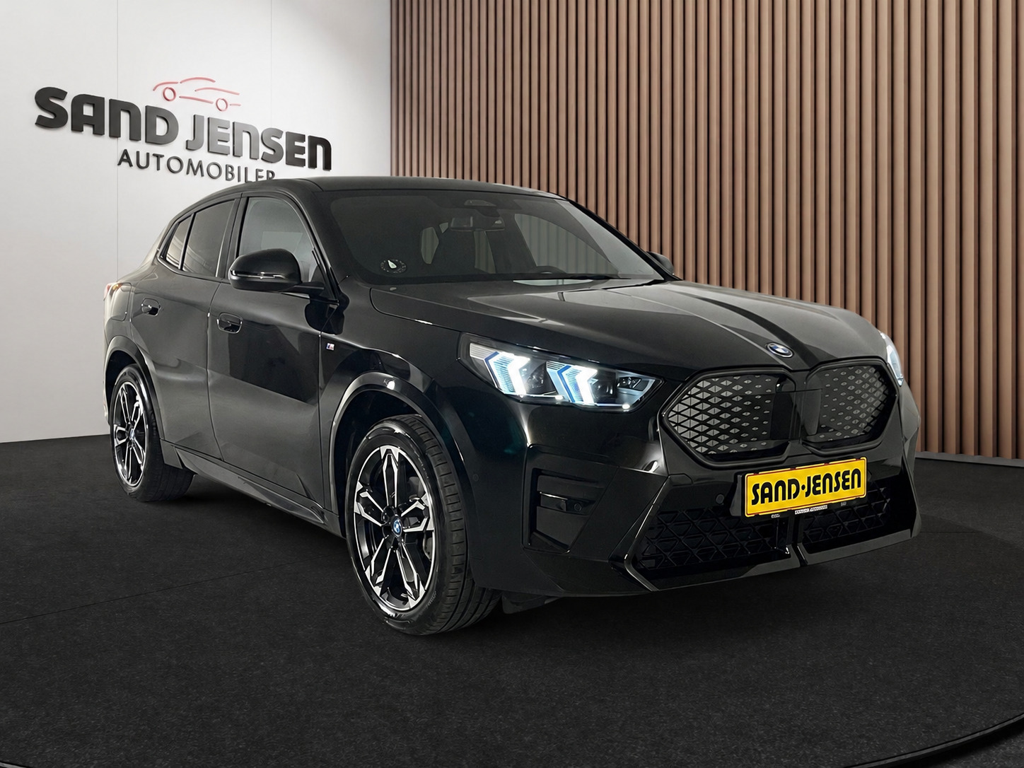Sort BMW iX2 fra 2025