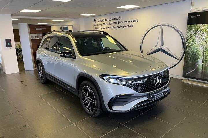 Sølv Mercedes EQB250+ fra 2025