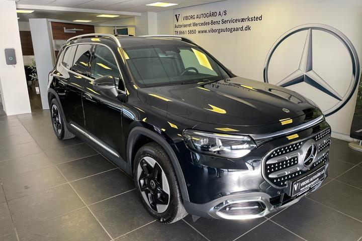 Sort Mercedes GLB250+ fra 2026