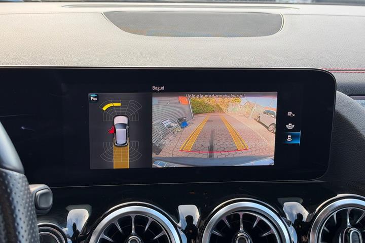 Sort Mercedes EQA250+ fra 2022