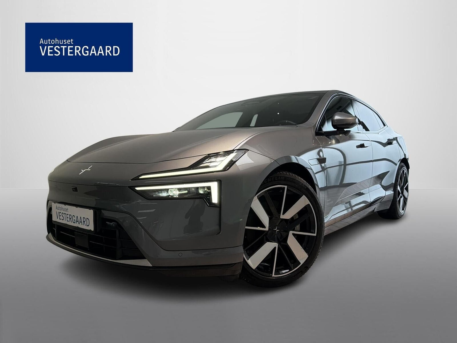 Polestar 4 Coupé AWD
