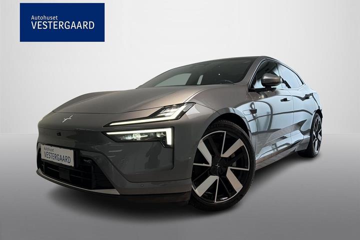 Grå Polestar 4 fra 2025