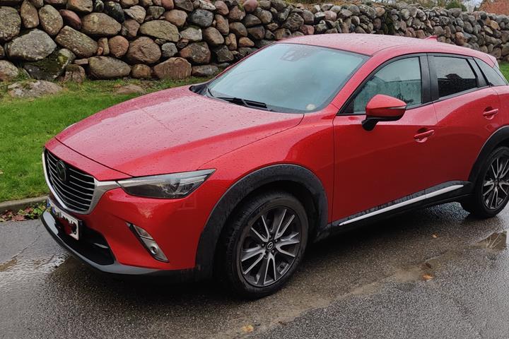 Rød Mazda CX-3 fra 2016