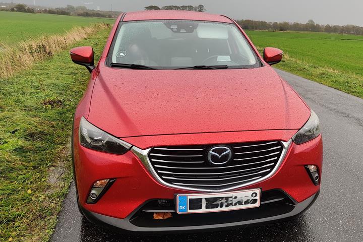 Rød Mazda CX-3 fra 2016