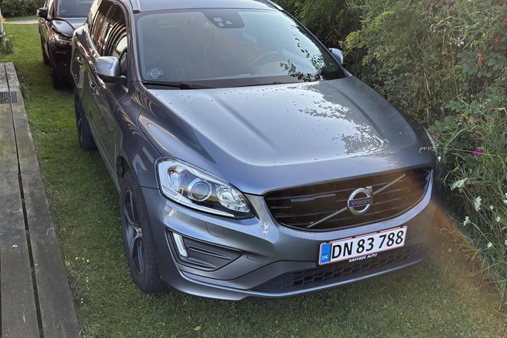 Grå Volvo XC60 fra 2017