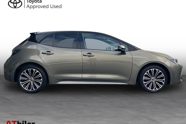 Bronze Toyota Corolla fra 2019