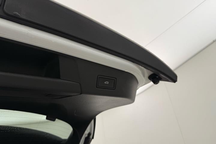 Hvid VW ID.4 fra 2023