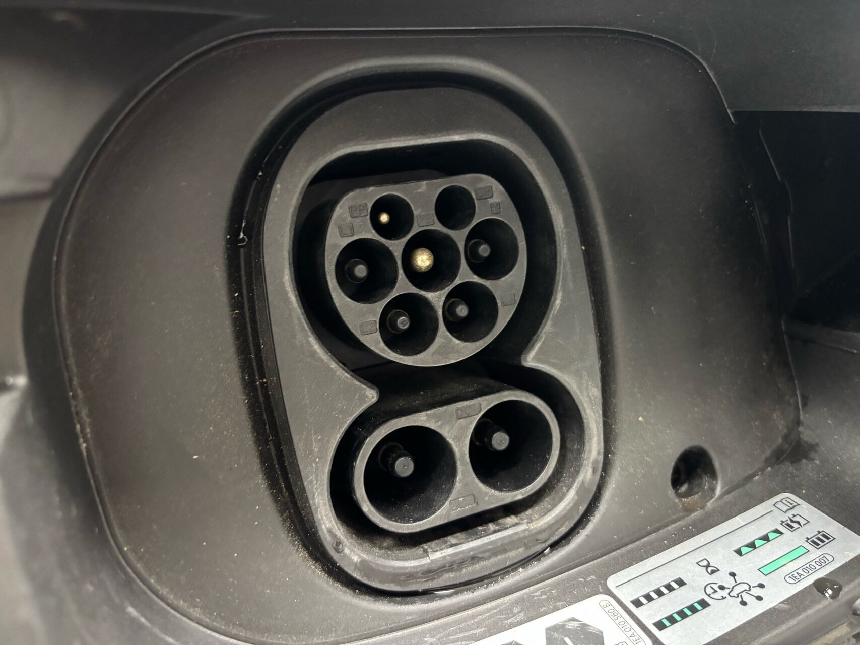 Blå VW ID.4 fra 2023