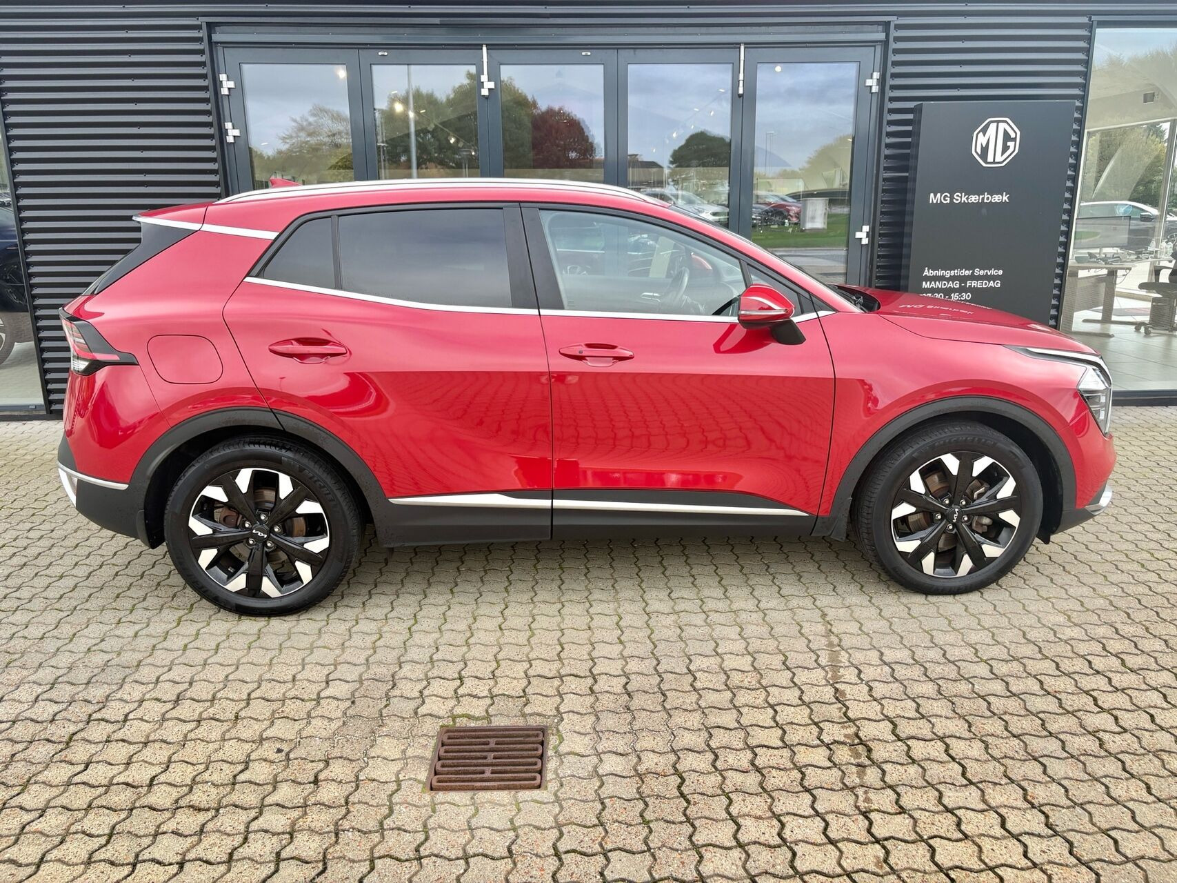 Rød Kia Sportage fra 2022