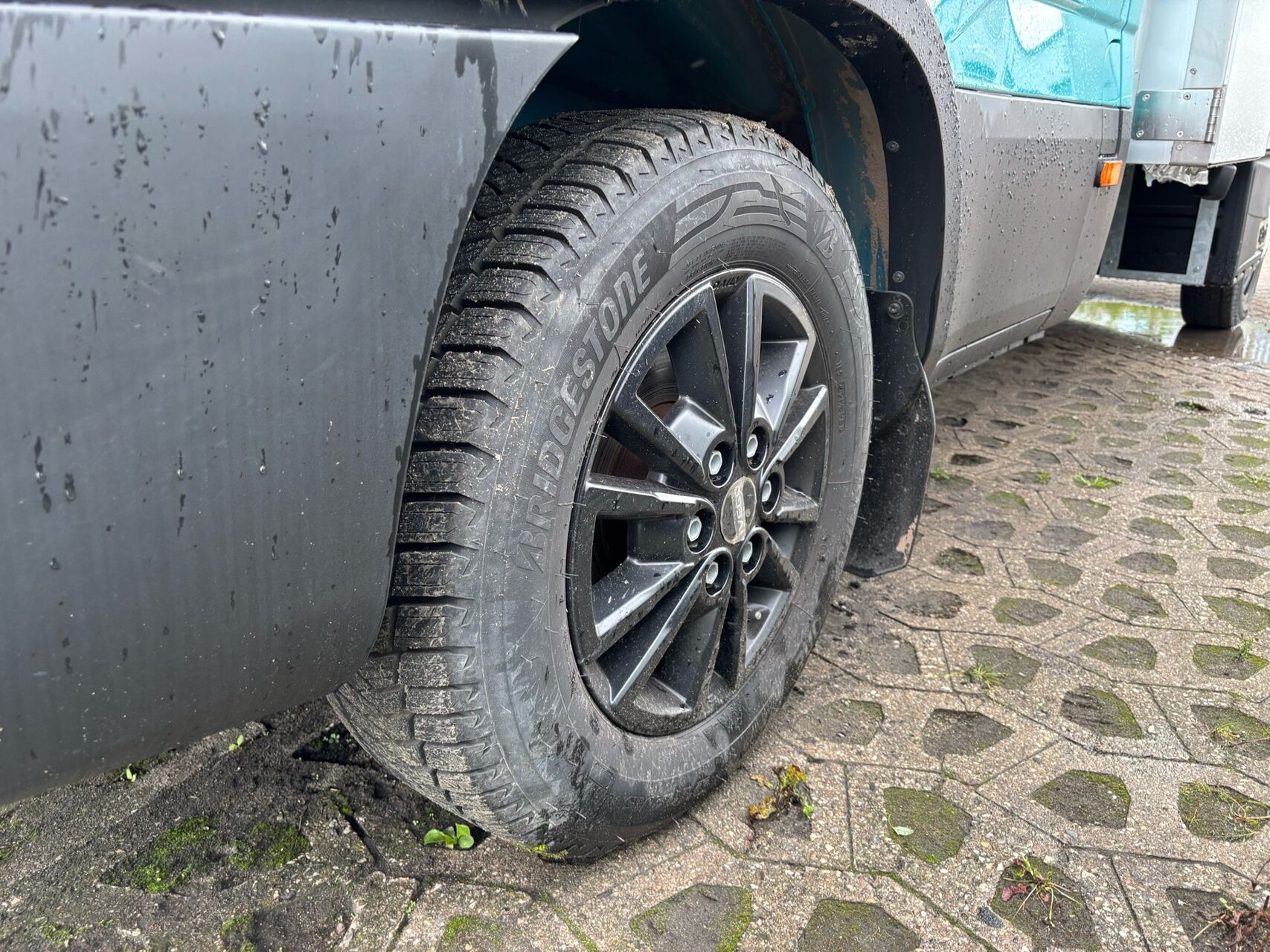 Blå Iveco Daily fra 2026