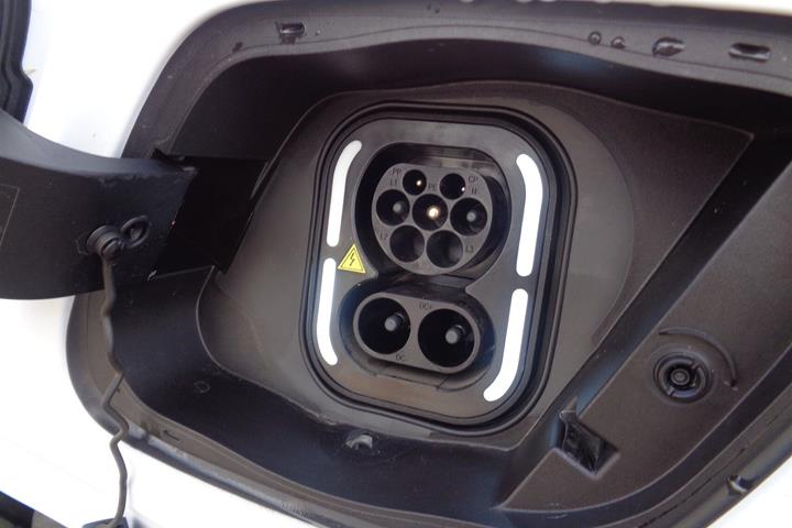Hvid MG MG4 Electric fra 2023
