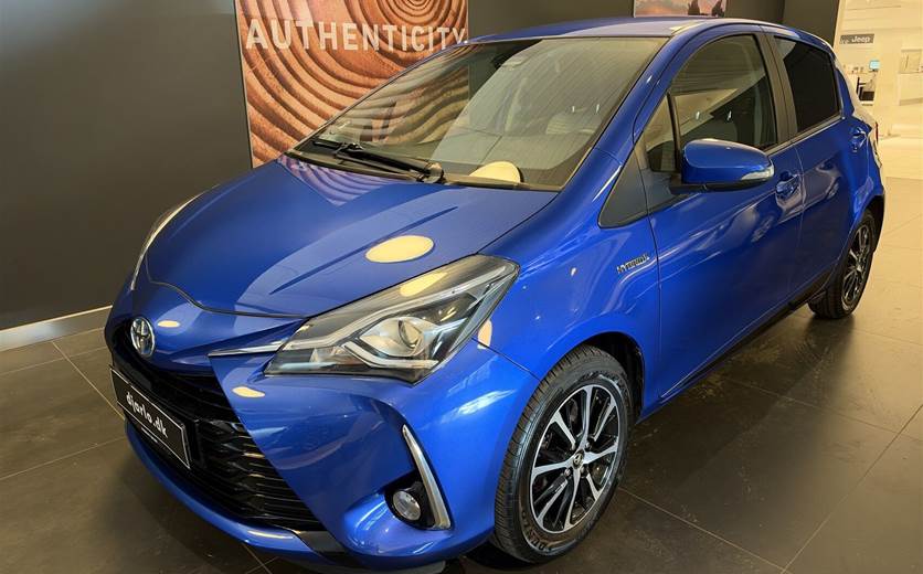 Toyota Yaris 1,5 Hybrid H2 Limited E-CVT 100HK 5d Trinl. Gear
