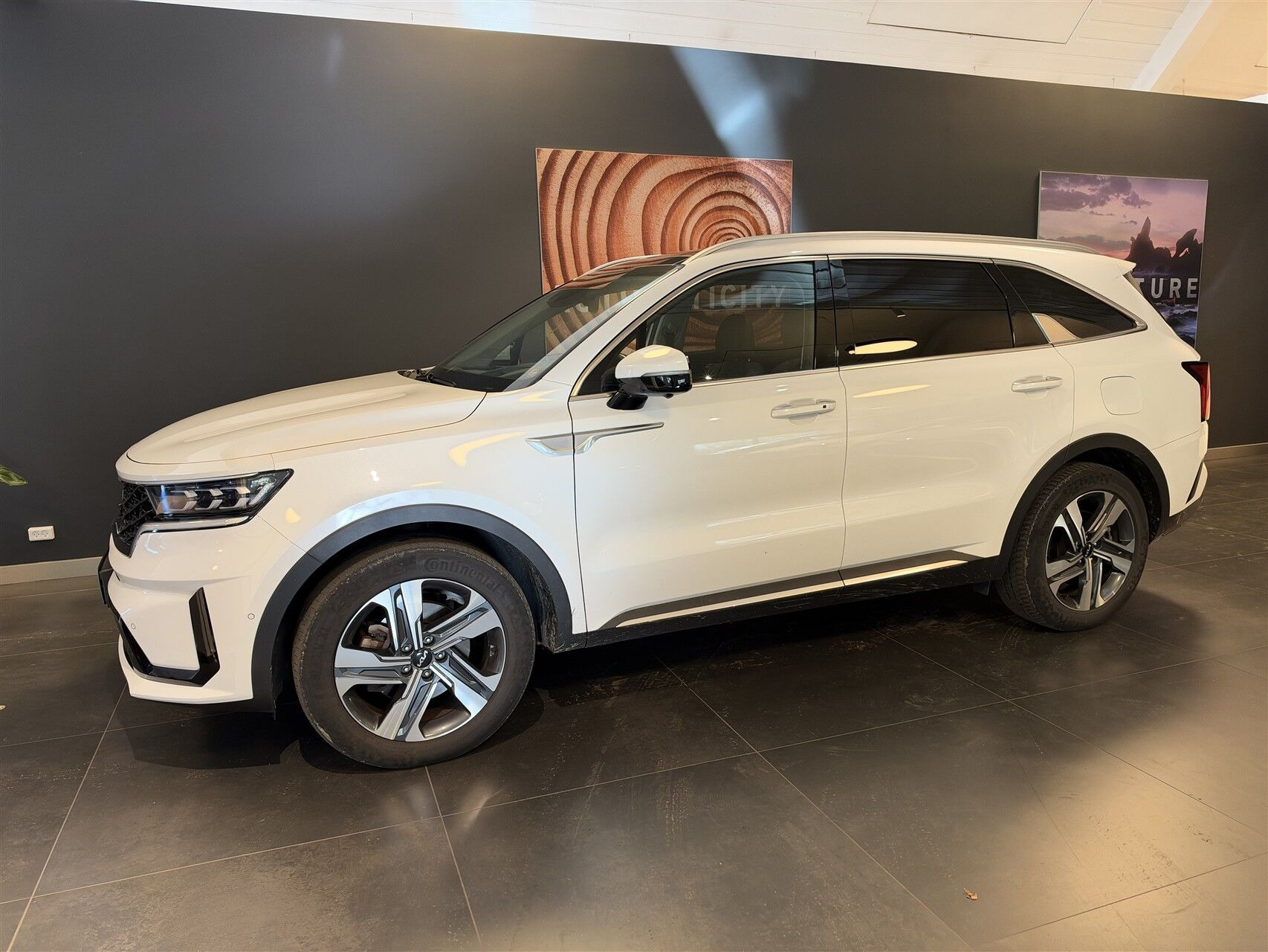 Hvid Kia Sorento fra 2022