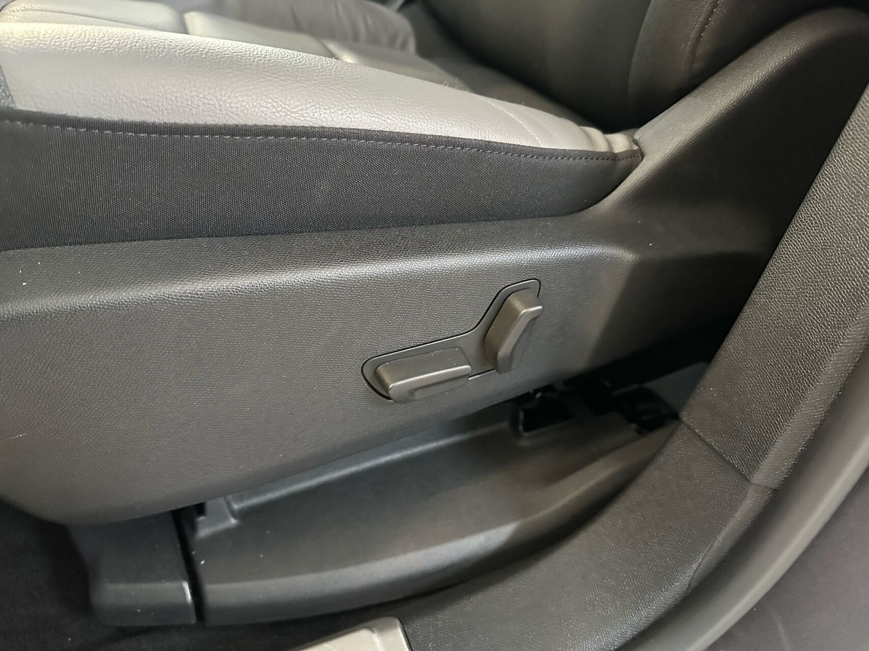 Grå Citroën C5 Aircross fra 2021