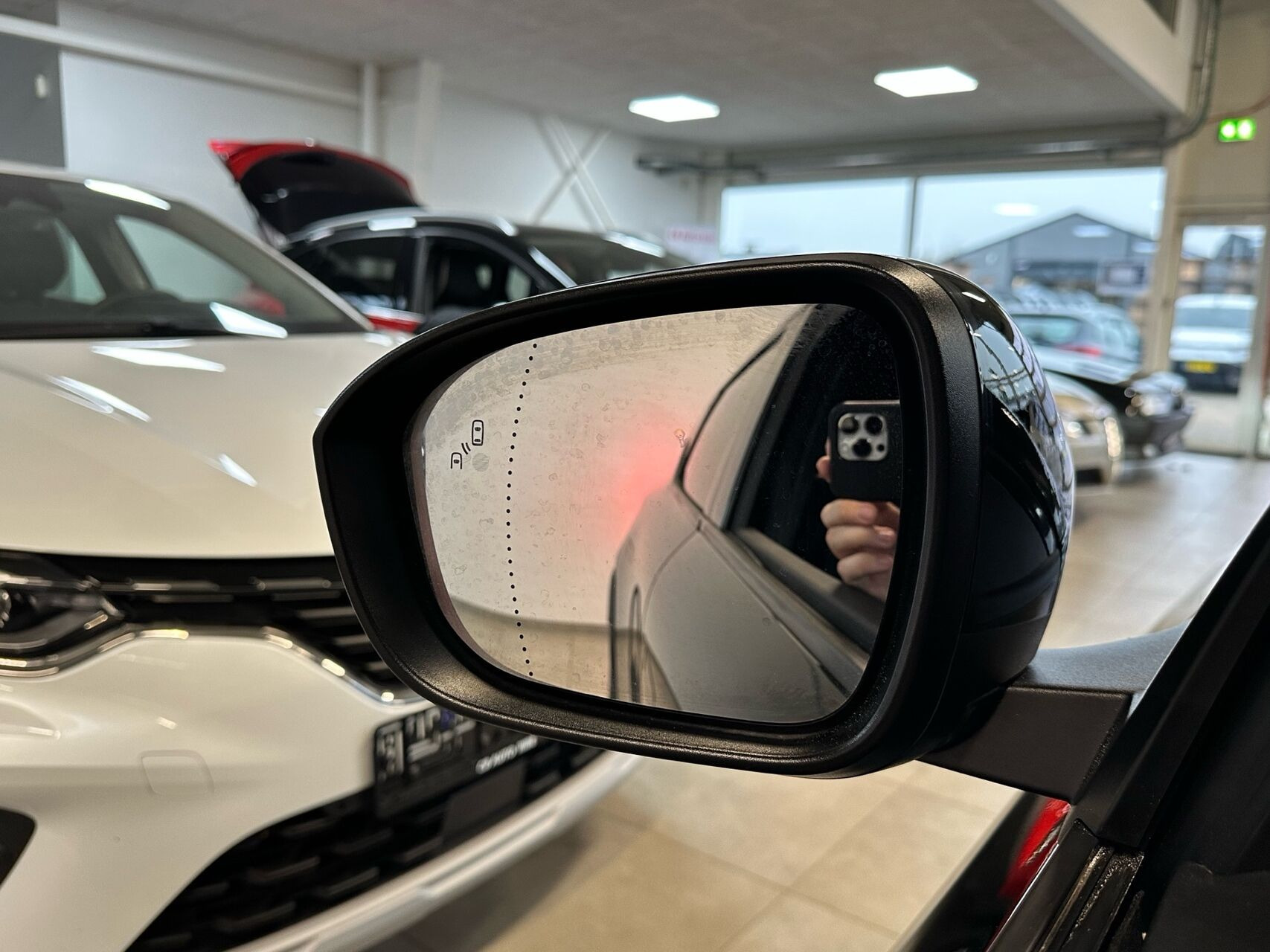 Sort Renault Scénic fra 2024