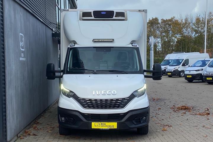 Hvid Iveco Daily fra 2020