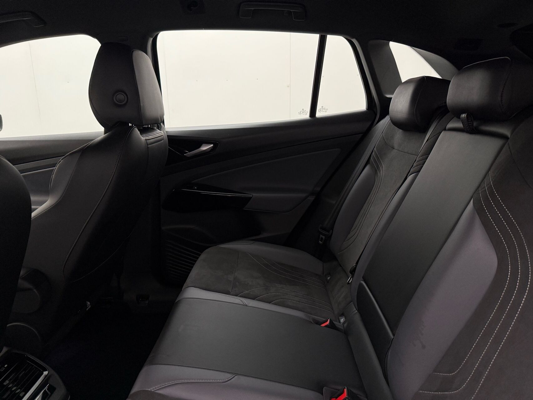 Sort VW ID.4 fra 2023