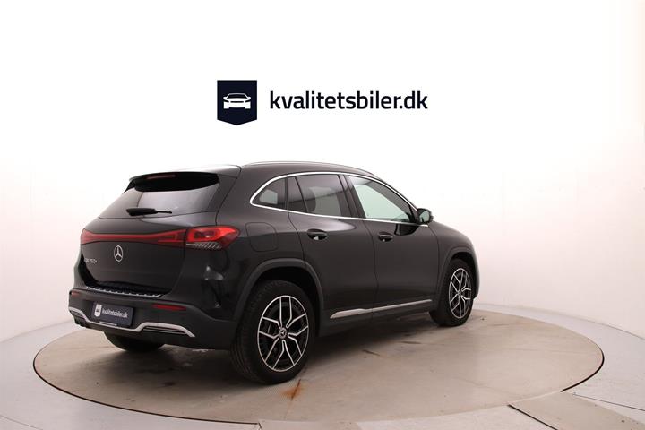 Sort Mercedes EQA250+ fra 2023