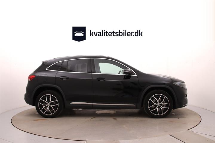 Sort Mercedes EQA250+ fra 2023