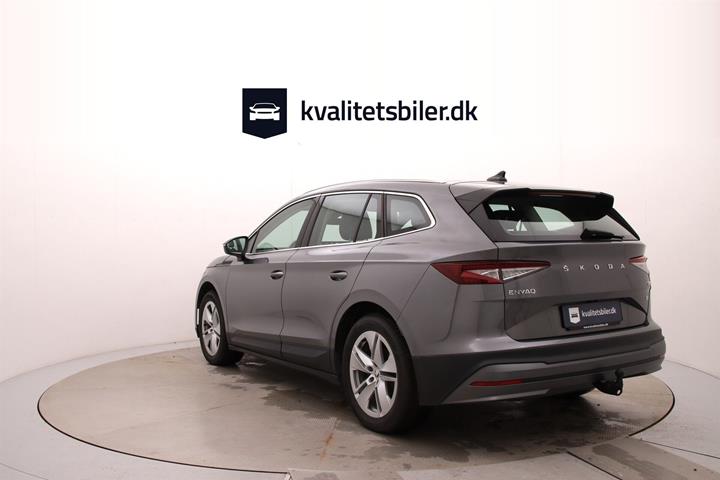 Grå Skoda Enyaq fra 2022
