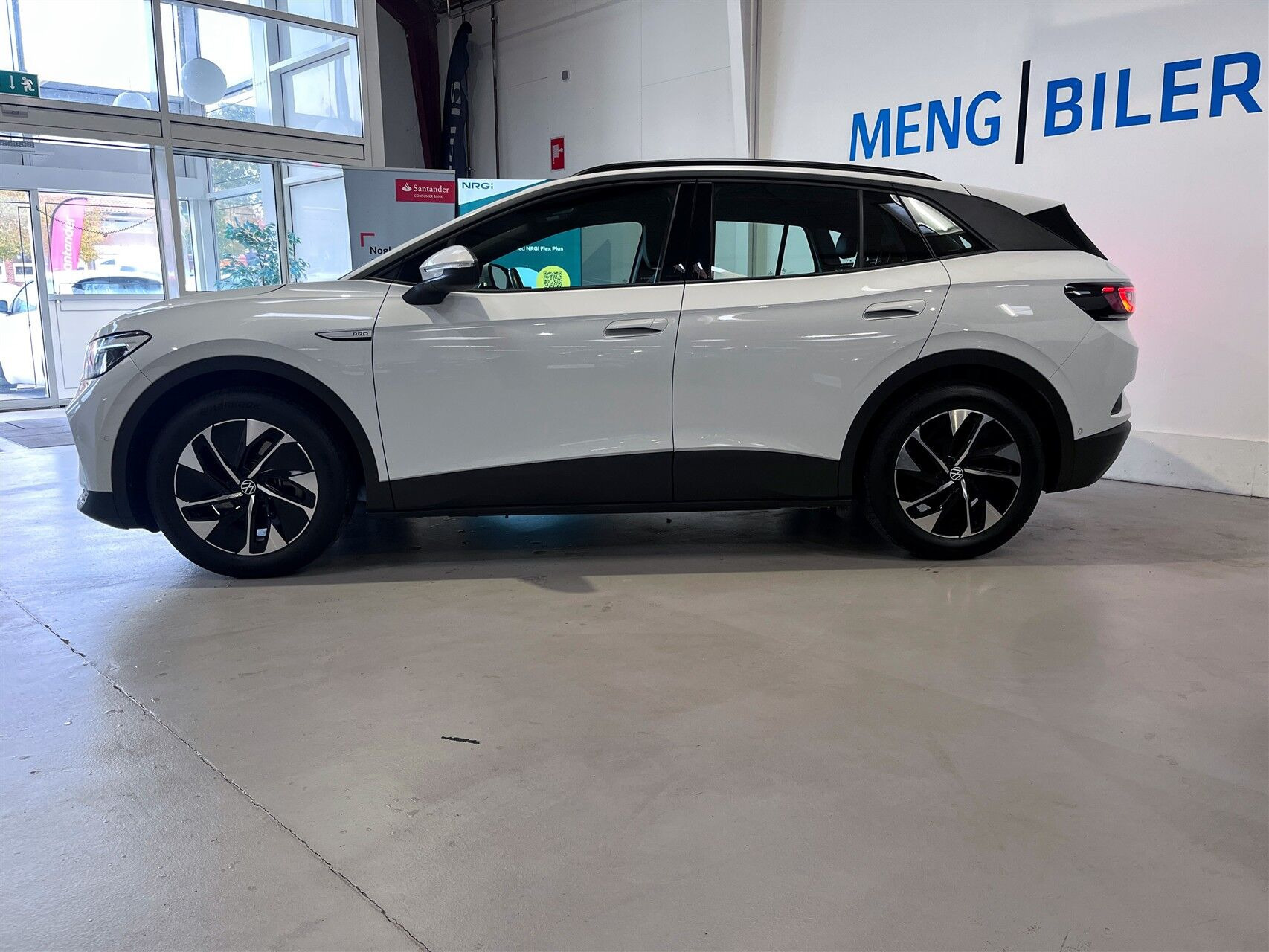 Hvid VW ID.4 fra 2023