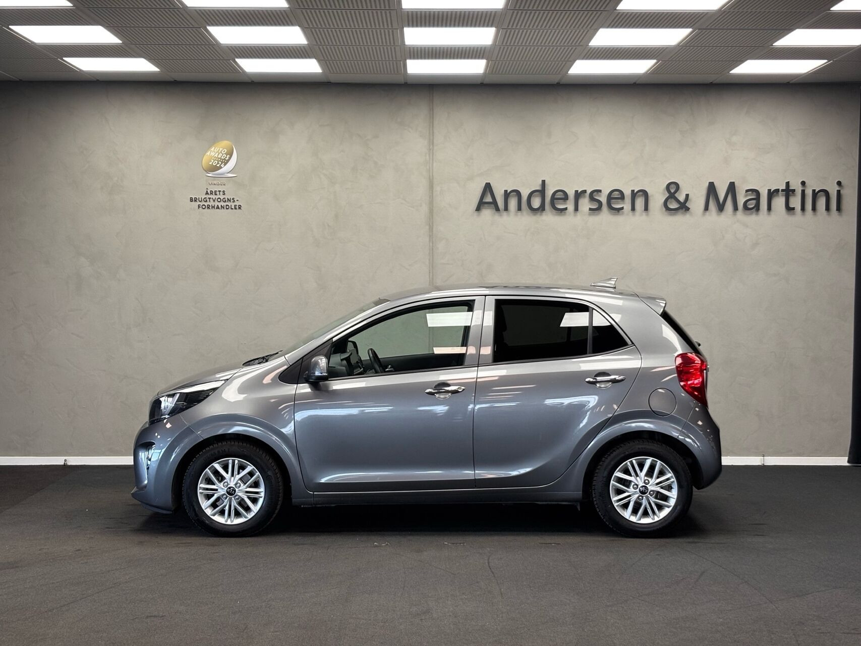 Sølv Kia Picanto fra 2021