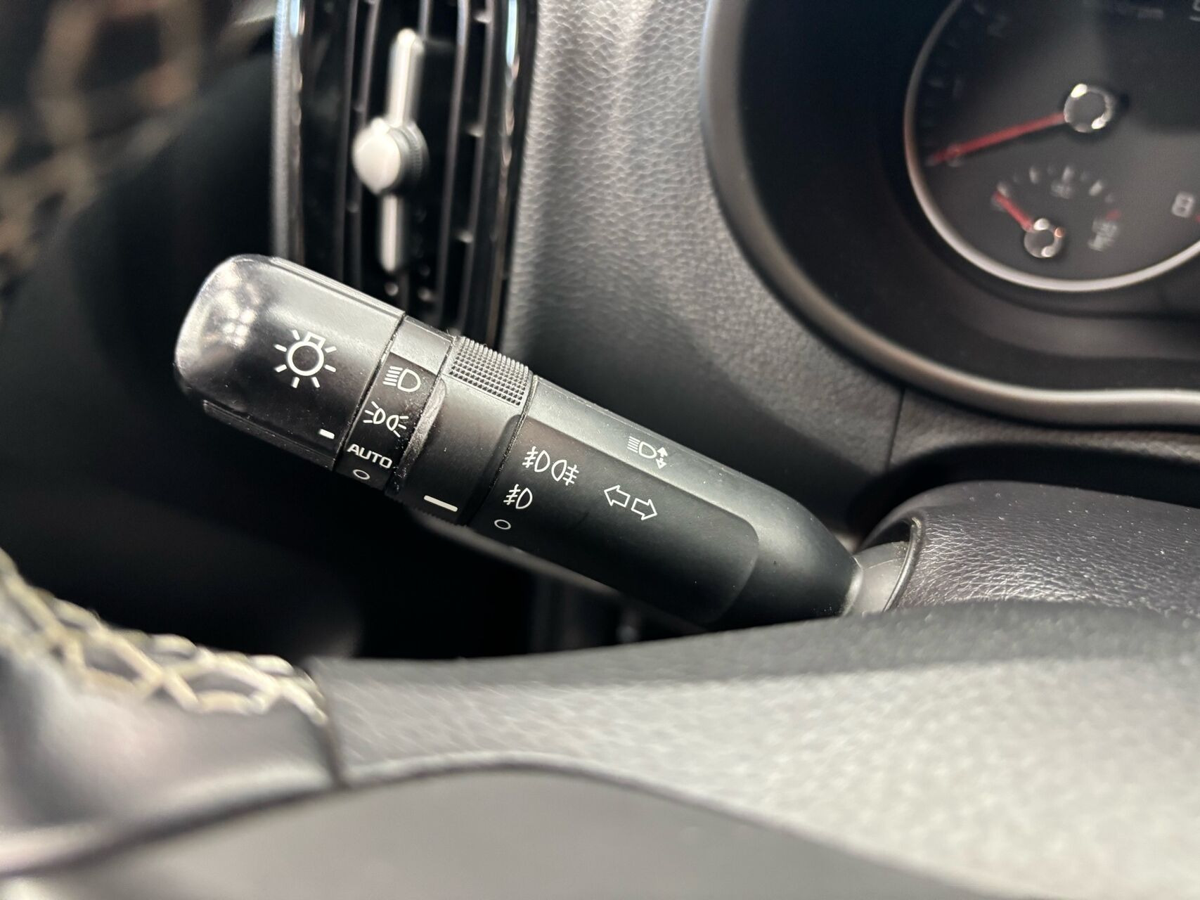 Sølv Kia Picanto fra 2021