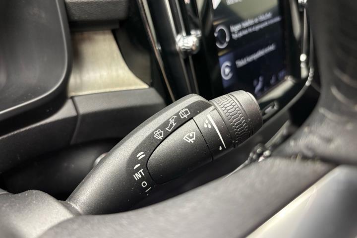 Grøn Volvo XC40 fra 2018