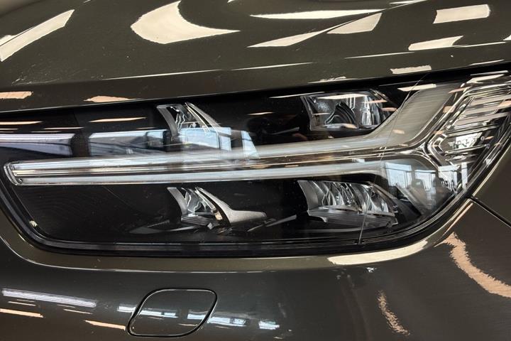 Grøn Volvo XC40 fra 2018