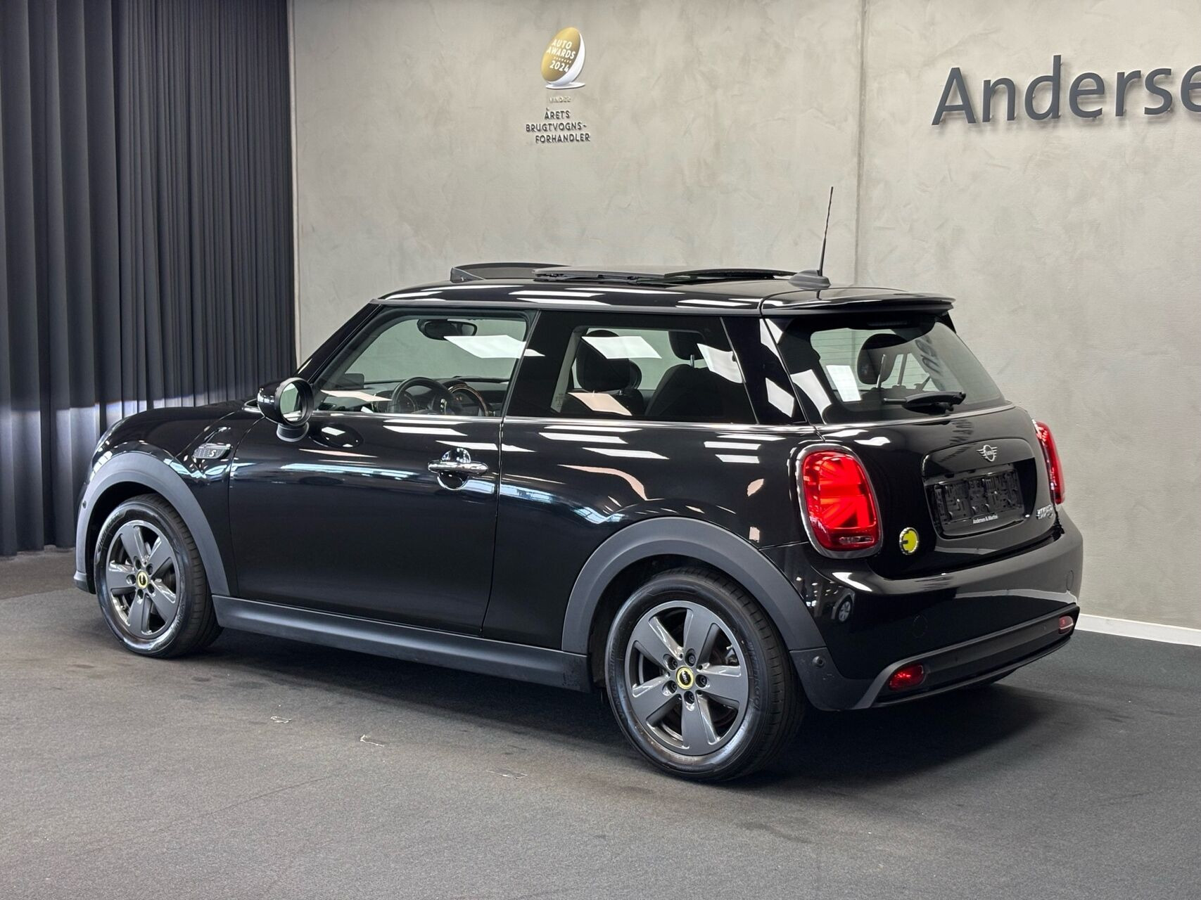 Sort Mini Cooper fra 2023